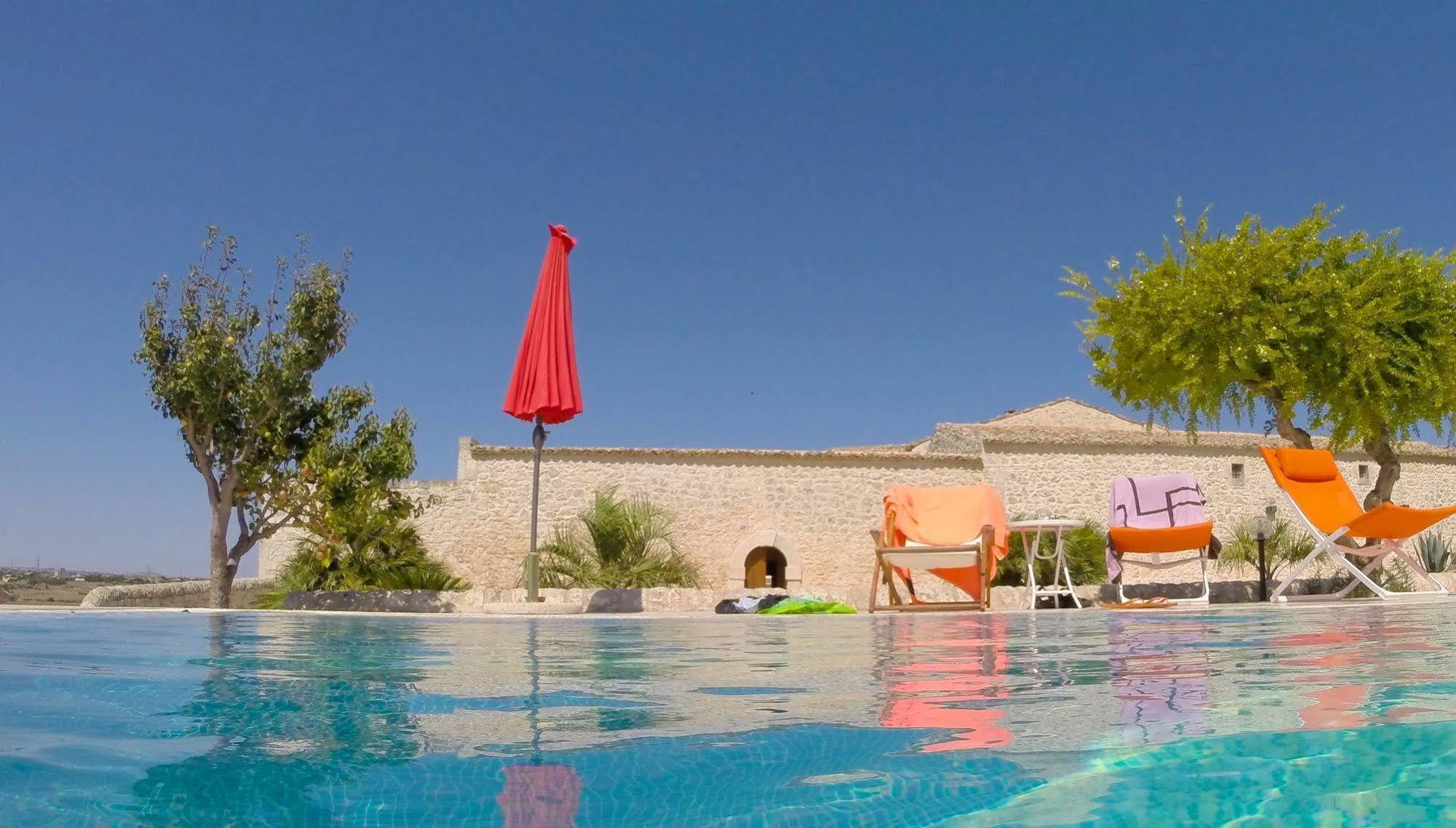 Relais Cimilla B&B Рагуза Экстерьер фото